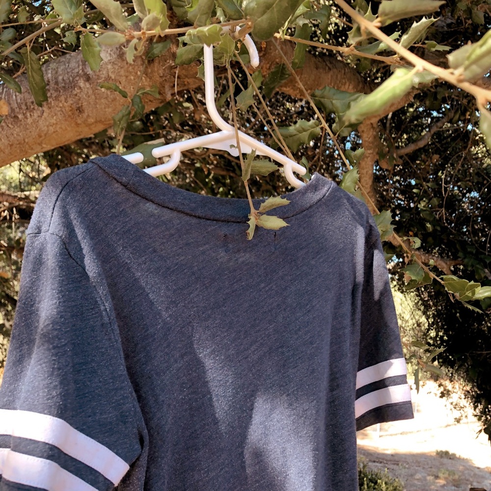 Blue top - Picture 2 of 3